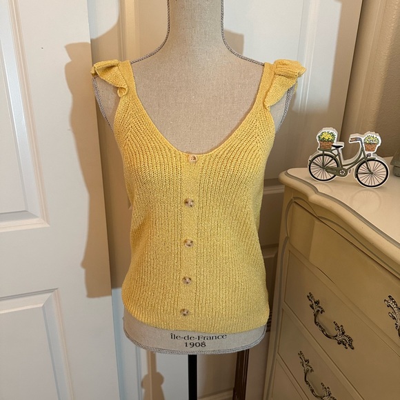 Yellow Knit Sleeveless Top - Picture 4 of 4